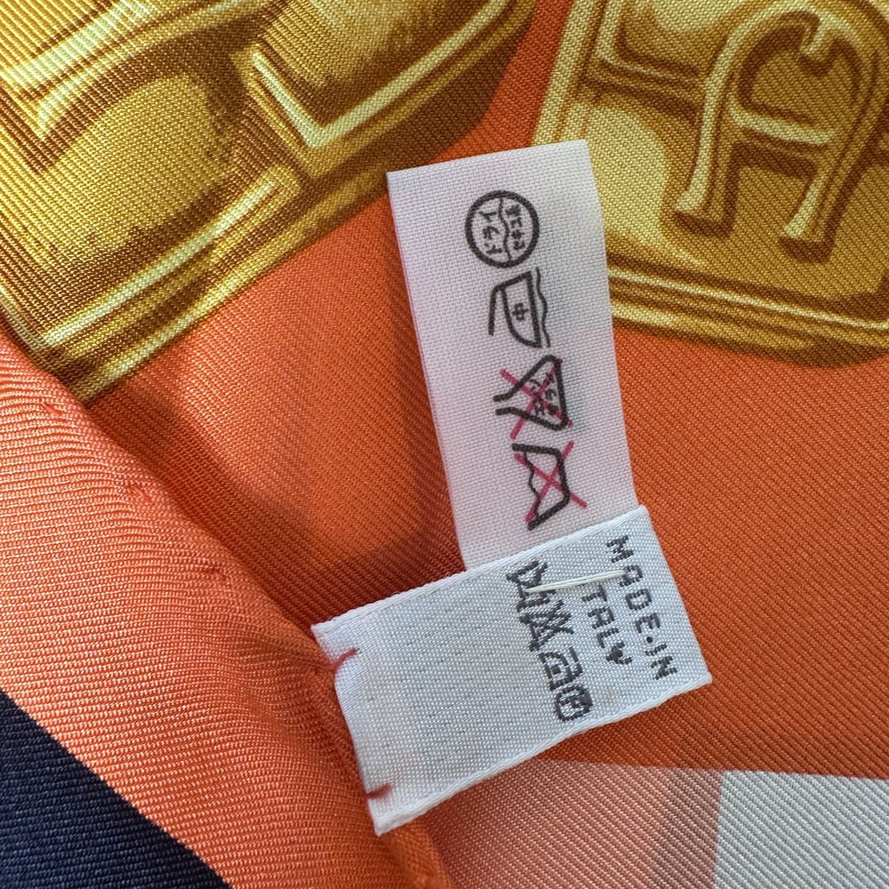 Aigner Silk scarf - Picture 2 of 7